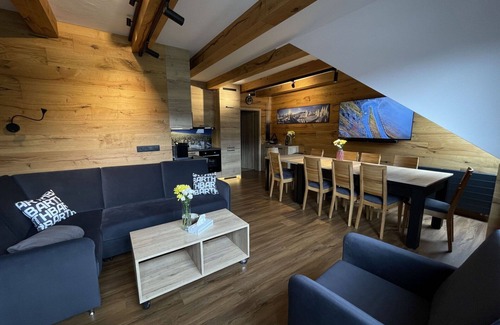 Spindleruv Mlyn Apartment | Beautiful apartment for 13 people with WIFI, TV, balcony, panoramic view and parking