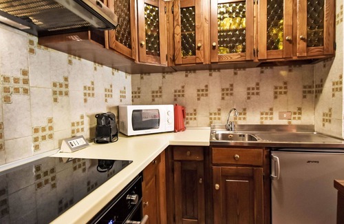 Madesimo Apartment | Beautiful apartment for 4 guests with WIFI, TV, balcony, pets allowed and parking