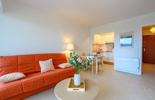 Morbihan Apartment | Beautiful apartment for 2 guests with WIFI, TV, terrace and parking