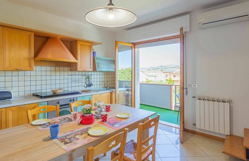 Pineto Apartment | Beautiful apartment for 6 people with A/C, WIFI, TV, balcony and parking