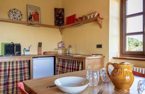 Cortemilia Apartment | Beautiful apartment for 18 people with pool, WIFI, patio, pets allowed and parking