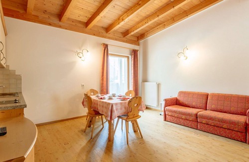 Solda Apartment | Beautiful apartment for 5 people with WIFI, TV, terrace, pets allowed, panoramic view and parking