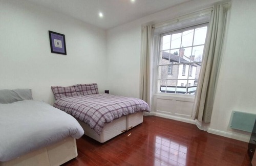 Curry Rivel Apartment | Beautiful Apartment In Grade II listed Complex