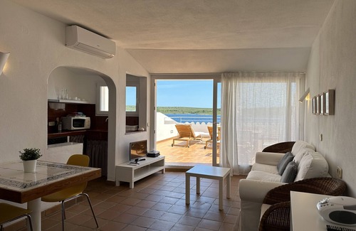 Fornells Apartment | Beautiful apartment in very front of the sea