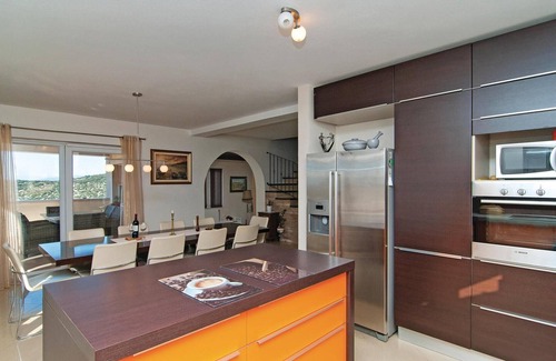 Nerezise Apartment | Beautiful apartment in Nerezisca