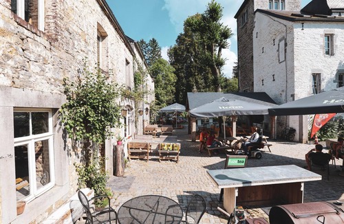 Aywaille Apartment | Beautiful apartment in a castle near Aywaille