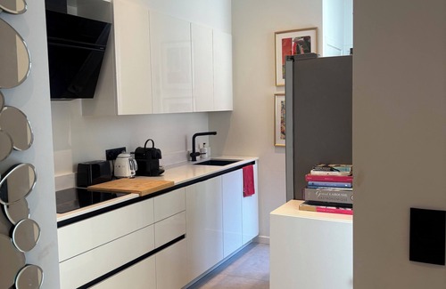 Berchem Apartment | Beautiful apartment in Berchem Antwerp, close to all amenities!