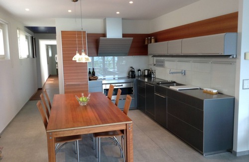 Montreux City Centre Apartment | Beautiful apartment in the centre of Montreux with view of Lake Geneva.