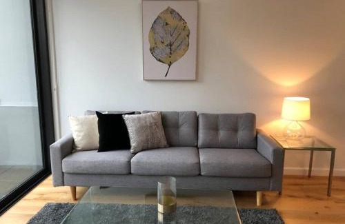 Chatswood CBD Apartment | Beautiful Apartment in Chatswood