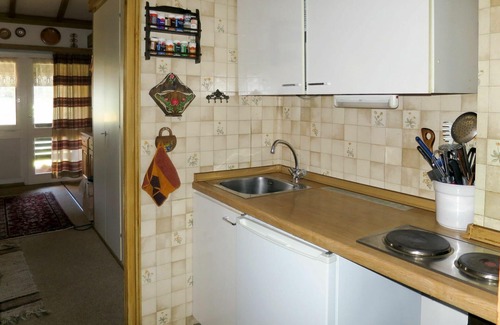 Siegsdorf House | Beautiful apartment in villa for 4 guests with TV, balcony and pets allowed