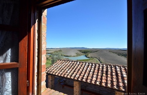 Peccioli Villa | Beautiful apartment in villa for 3 guests with pool, WIFI, panoramic view and parking