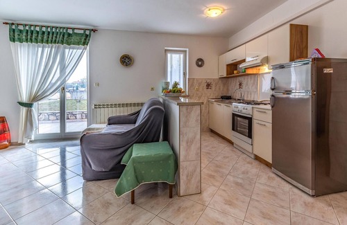 Strmac Apartment | Beautiful apartment in Labin with WiFi