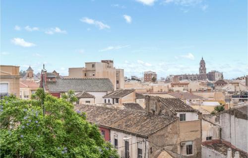 El Molinillo Apartment | Beautiful Apartment In Málaga With Wifi