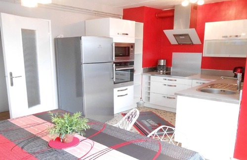 Centre Ville Rive Gauche Apartment | Beautiful apartment in Rouen + PARKING