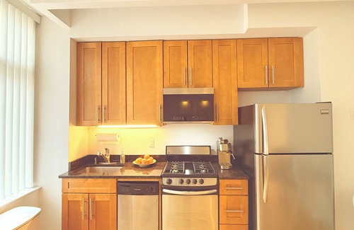 Fort George Apartment | Beautiful Apartment in Upper Manhattan