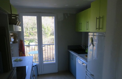 Ceret Apartment | Beautiful apartment near the historic center, balconies, splendid views of the mountains