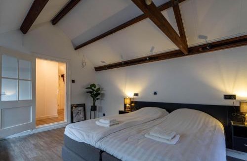 Abcoude House | Beautiful apartment on the first floor Abcoude