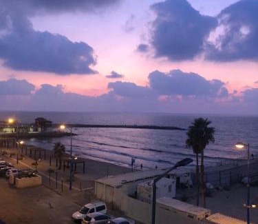 Haifa Apartment | Beautiful Apartment on The First Line of The Sea
