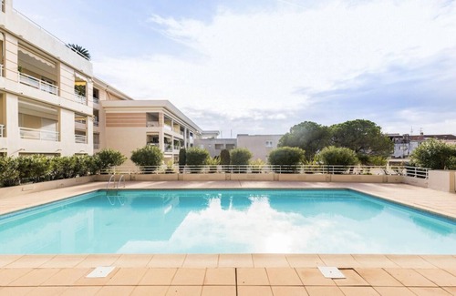 Golfe Juan Apartment | Beautiful Apartment with panoramic Seaview