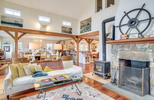 Aquinnah House | Beautiful Aquinnah Home Ocean View, Walk to Beach