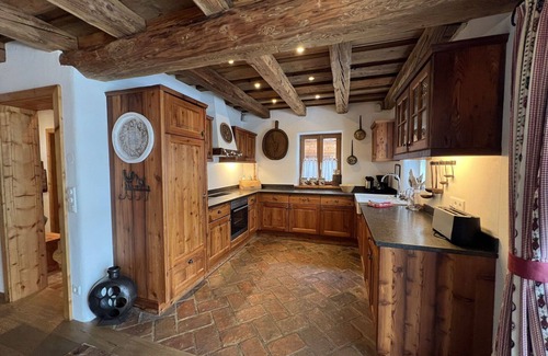 Sankt Michael im Lungau House | Beautiful apartment in villa for 6 people with WIFI, TV, terrace, pets allowed and panoramic view