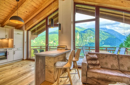Kaprun House | Beautiful Austrian style Chalet at the ski slope