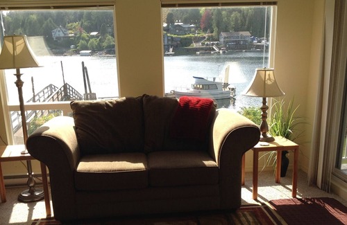 Bamfield Apartment | Beautiful Bamfield Waterfront
