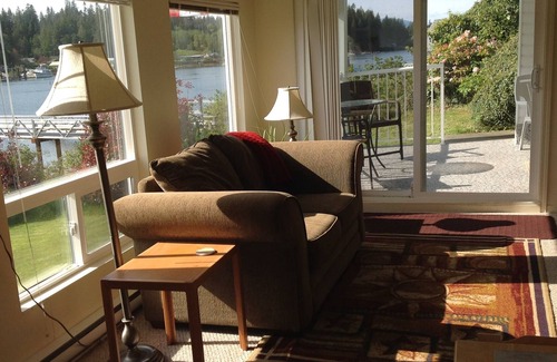 Bamfield Apartment | Beautiful Bamfield Waterfront