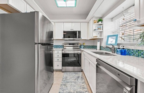 Redington Shores House | Beautiful Beach Home - Private with Direct Access to Beach & Pool