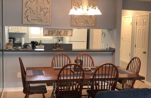 Sugar Beach House | *Beautiful Beach Getaway* 2 Bedroom/2.5 Bathroom Gulf Side Townhouse