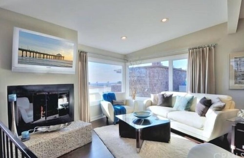 The Strand House | Beautiful Beach Home . Steps To The Beach And Town .5 Star Amenities