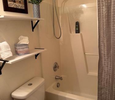 Charlotte House | Beautiful Bed and Bath in Charlotte