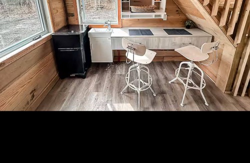 Langton Cabin | Beautiful Birez cabin unique Norwegian, Belgium style Cabin.
