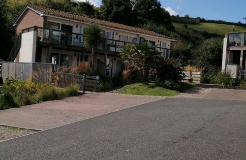 Downderry Apartment | Beautiful Boutique Style Apartment set in Tranquil Location.