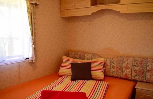 Nadole House | Beautiful Bungalow directly at the lake in Nadole