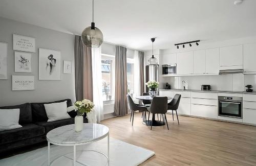 Sodra Hammarbyhamnen Apartment | Beautiful Central Apartment