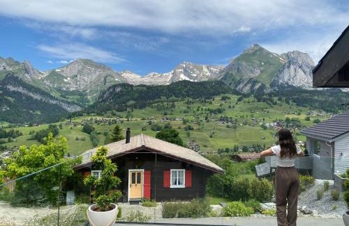 Unterwasser Ski Chalet | Beautiful Chalet on the piste in Swiss Alps