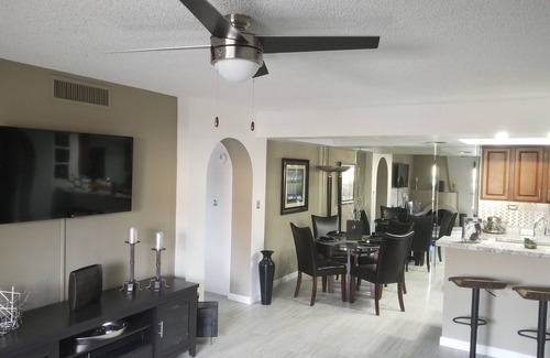 North Mountain Condo | Beautiful & Clean North Phoenix Pointe Tapatio Condominium. No cleaning fees.