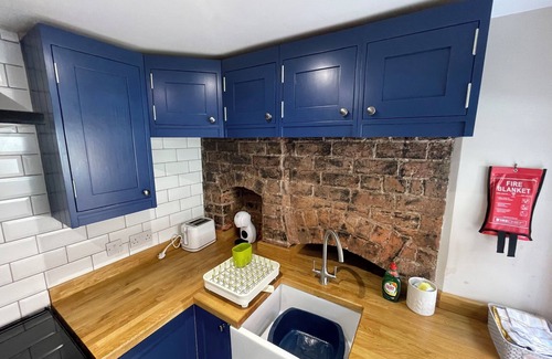 Stafford House | Beautiful Comfortable Character House in Central Stafford