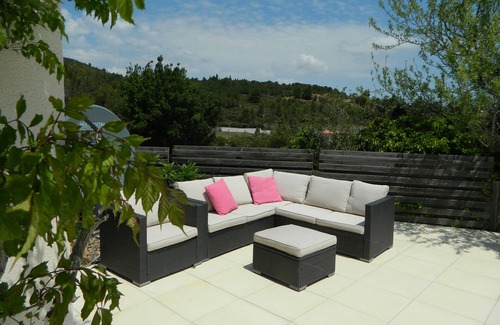 Durban-Corbieres Villa | Beautiful, contemporary 2 bed villa with private pool & stunning views