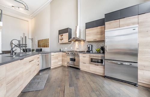 Brown and Stetson Business Condo | Beautiful, contemporary loft located in the heart of Scottsdale