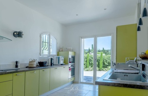 Les Baraques House | Beautiful Contemporary Villa Heated Swimming Pool Air-conditioned Garden Quiet Close to everything