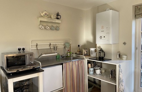 Brent Apartment | Beautiful cosy studio close to central London