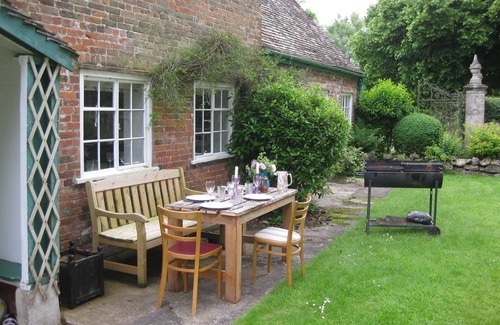 Crockerton Cottage | Beautiful cottage in countryside near Longleat