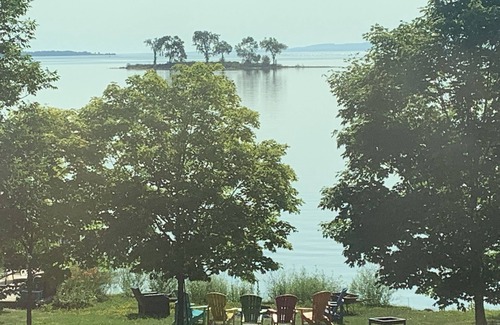 Manitoulin District Cottage | Beautiful cottage located on Mudge Bay, Kagawong, Manitoulin Island Ontario.