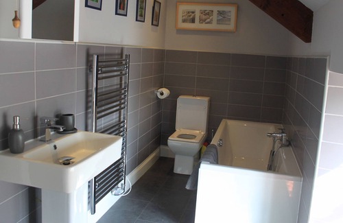 South Charlton Cottage | Beautiful cottage near Newton by the Sea and Alnwick.