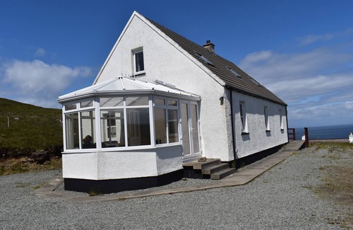 Waternish Cottage | Beautiful Cottage set in natural croft land. Near to Neist Point light house.