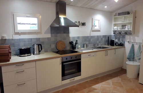 Eymet Cottage | Beautiful cottage with private pool, walking distance to restaurants.