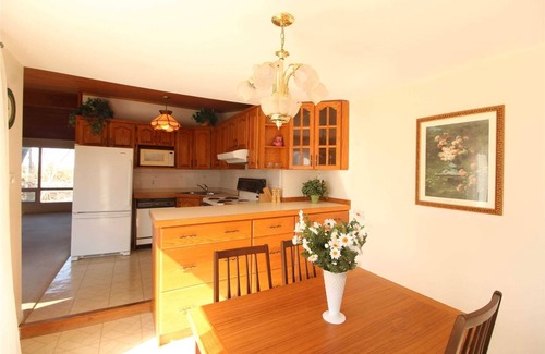 Valentia Cottage | Beautiful Country Cottage near Lake Scogog