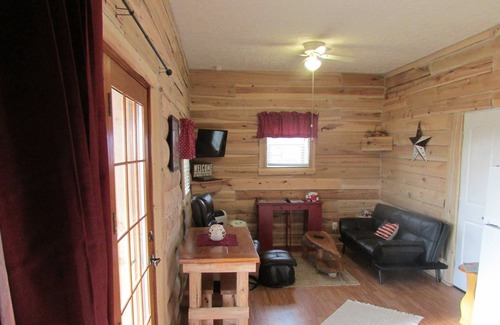 Hillsboro Cabin | Beautiful Country Sunsets I